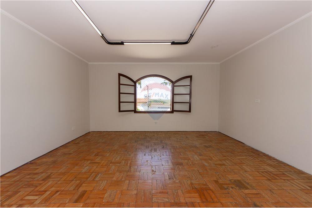 Casa à venda com 3 quartos, 250m² - Foto 20