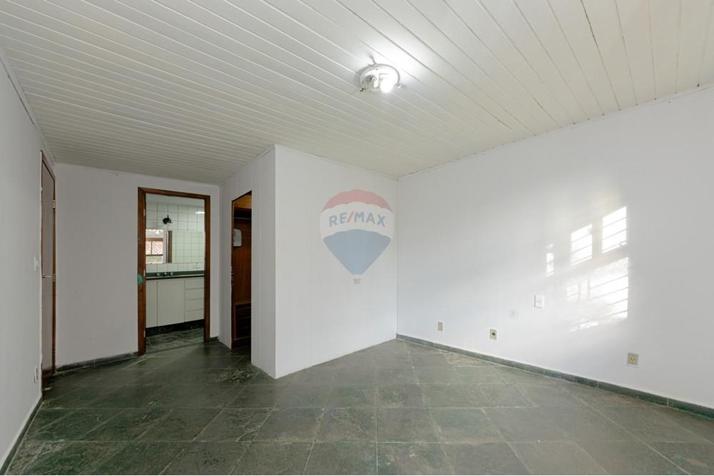 Chácara à venda com 5 quartos, 300m² - Foto 15