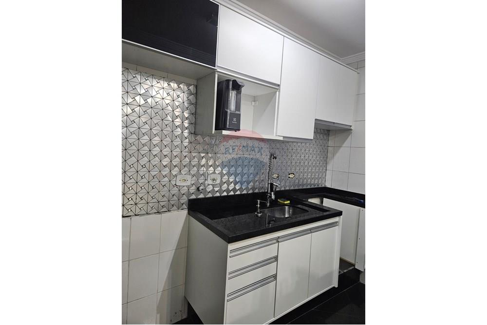 Apartamento para alugar com 2 quartos, 50m² - Foto 5