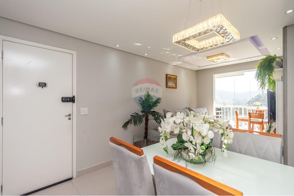 Apartamento à venda com 2 quartos, 49m² - Foto 3
