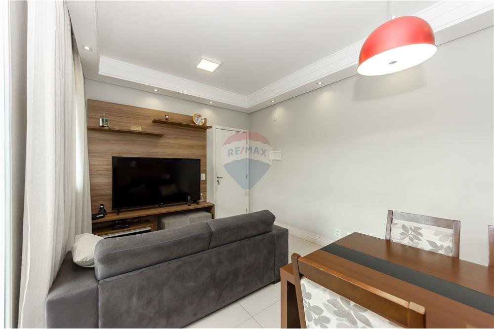 Apartamento à venda com 2 quartos, 62m² - Foto 10