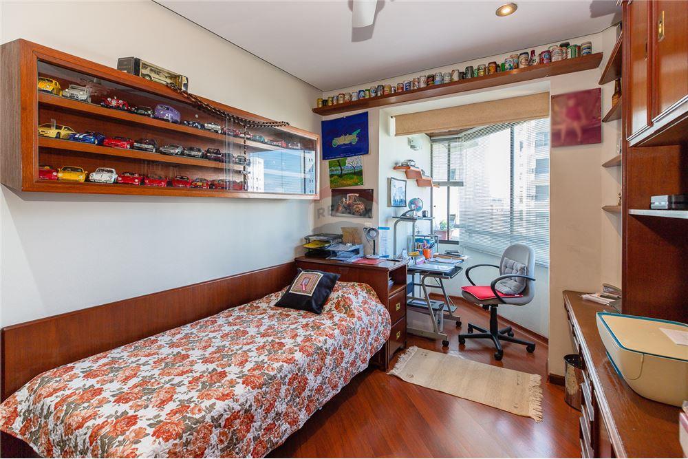 Apartamento à venda com 3 quartos, 147m² - Foto 22