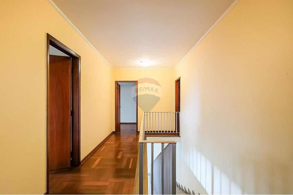 Casa Comercial - Venda - São Paulo , São Paulo - ChatGPT Image 7 de nov. de 2025, 08_13_45 (1).jpg - Corredor - 601371001-110