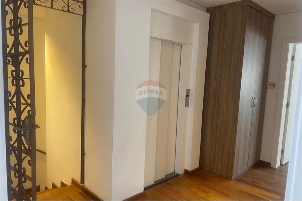 Casa de Condomínio para alugar com 4 quartos, 490m² - Foto 10