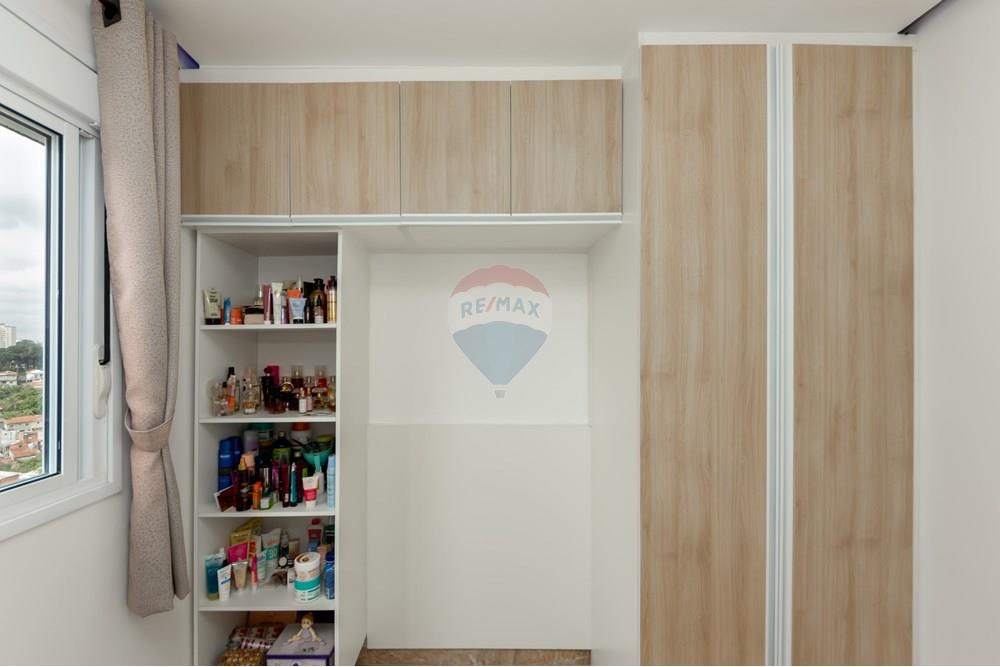 Apartamento à venda com 2 quartos, 40m² - Foto 17