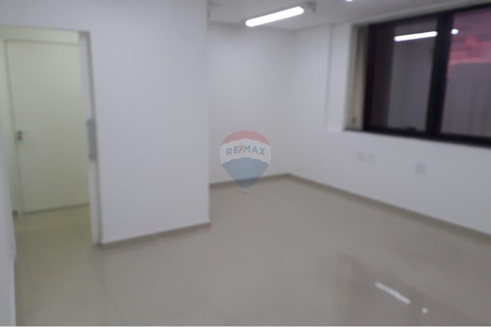 บ้านที่กั้นเป็นสองส่วน - สำนักงาน - เซาเปาโล , เซาเปาโล - BR - 9.jpg - 602291021-210