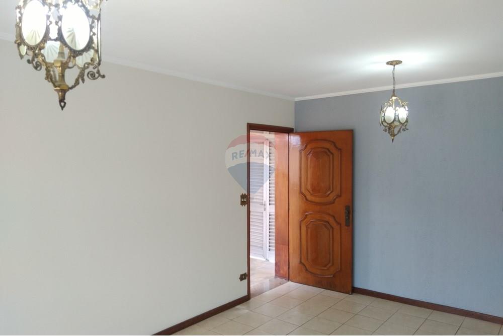 Sobrado para alugar com 4 quartos, 202m² - Foto 8