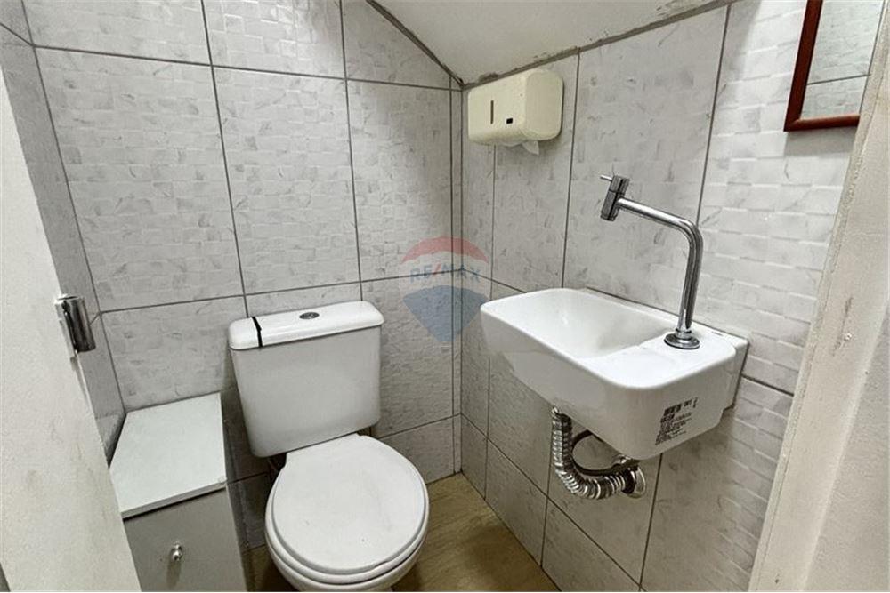 Casa à venda com 2 quartos, 70m² - Foto 5