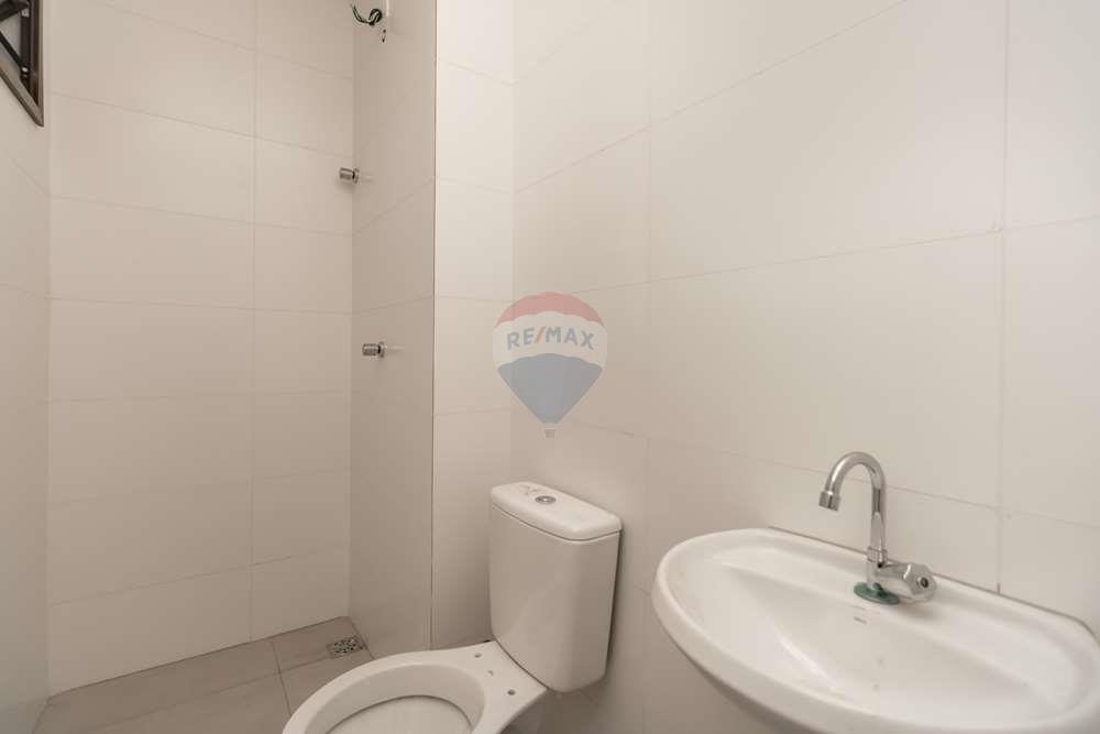 Apartamento à venda com 2 quartos, 37m² - Foto 11