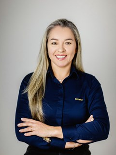 Adriana Carpes da Cunha - RE/MAX PERFECCTA