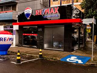 Escritório de RE/MAX LK IMÓVEIS - Cachoeirinha