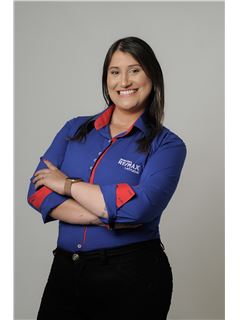 Broker/Owner - Josiane Behrens - RE/MAX LATITUDE