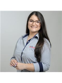 Associate - Natália Justo - RE/MAX LATITUDE