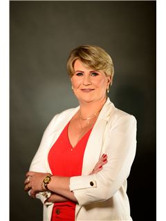 Ana Roos - RE/MAX REDE PRIME LITORAL