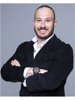 Associate - Lucas de Souza Team - RE/MAX VILLA