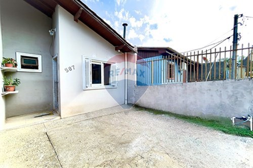 Venda-Casa-Rua Ijuí , 587  - Santa Teresa , São Leopoldo , Rio Grande do Sul , 93037240-612561040-41