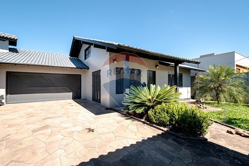 Venda-Casa-Rua Ari Grade , 103  - Bela Vista , Estância Velha , Rio Grande do Sul , 93614050-610261046-47