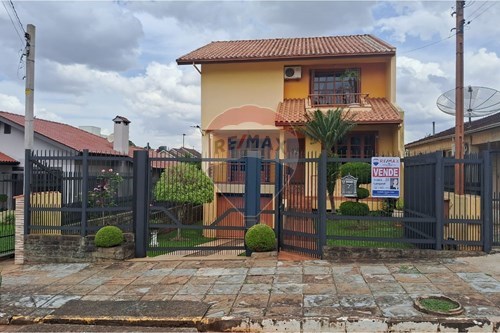 Venda-Casa-Rua Frei Olímpio Reichert , 940  - Centro , Não-Me-Toque , Rio Grande do Sul , 99470000-612701002-18