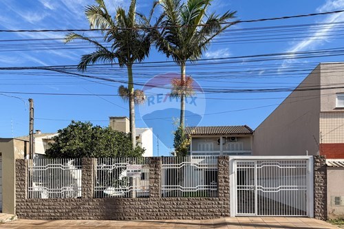 Venda-Sobrado-Rua Vereador Alcídes Nascimento , 180  - Rio Branco , Canoas , Rio Grande do Sul , 92200255-612651058-29