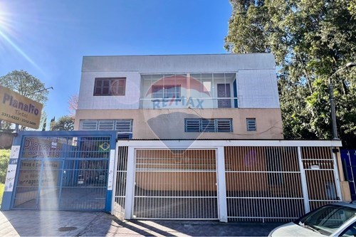 Venda-Casa Comercial-Scarpelini Ghezzi , 198  - É a loja Planalto Tintas  - Lucas Araújo , Passo Fundo , Rio Grande do Sul , 99074-110-610271019-100