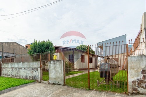 Venda-Casa-Rua Nelson Oliveira Lopes , 891  - Vista Alegre , Cachoeirinha , Rio Grande do Sul , 94945430-610381105-8