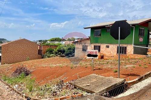 Venda-Terreno-Rua Antonio Primo Santolin , 453  - Zimmer , Erechim , Rio Grande do Sul , 99702018-612761010-61