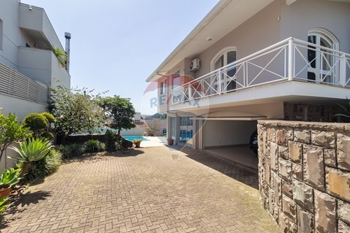 Venda-Casa-Rua do Louro , 38  - Guarani , Novo Hamburgo , Rio Grande do Sul , 93520-420-610261010-115