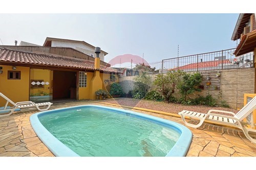 Venda-Casa-R Giobatta Giuuseppe Petracco , 220  - Escola calábria  - Vila Nova , Porto Alegre , Rio Grande do Sul , 91740622-610191037-86