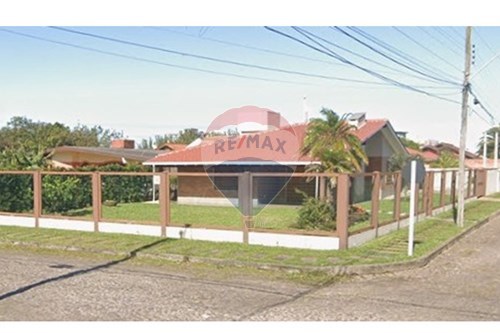 Venda-Casa-Rua Araponga , 716  - Jaçanã Esquina Araponga  - Atlântida , Xangri-lá , Rio Grande do Sul , 95588000-612731020-21