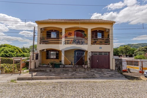 Venda-Casa-Menino Jesus , Santa Maria , Rio Grande do Sul , 97015-180-610311047-194