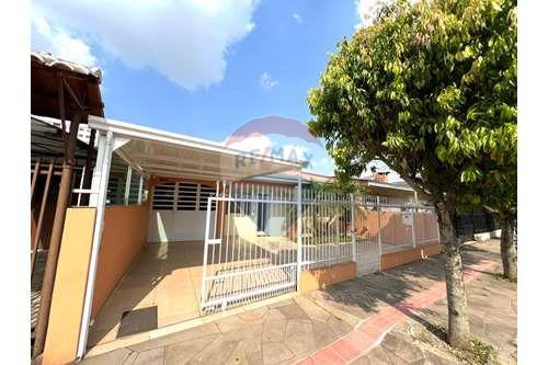 For Sale-House-Rua Paraná , 423  - Próximo ao Passo Fundo Shopping  - Santa Maria , Passo Fundo , Rio Grande do Sul , 99070-440-610271019-51