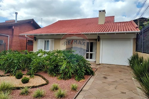 Venda-Casa-Rua 7 de Setembro , 150  - Fenavinho , Bento Gonçalves , Rio Grande do Sul , 95703-300-610331038-23