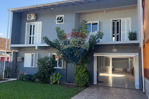 Venda-Casa-Rua José Loureiro da Silva , 800  - Próximo Av João Pereira de Vargas  - Pasqualini , Sapucaia do Sul , Rio Grande do Sul , 93224470-612561040-29