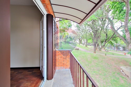 Venda-Apartamento-Rua Doutor Voltaire Pires , 697  - próximo a Oscar Pereira  - Santo Antônio , Porto Alegre , Rio Grande do Sul , 90640160-612511042-40