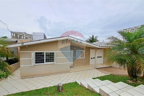 Venda-Casa-Palcídio Telles dos Santos , 233  - Boqueirão , Passo Fundo , Rio Grande do Sul , 99025-266-610351083-4