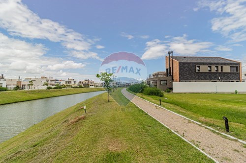 Venda-Terreno-Avenida Adolfo Fetter , 4331  - Alphaville Pelotas Fase 1  - Laranjal , Pelotas , Rio Grande do Sul , 96090840-610211062-14