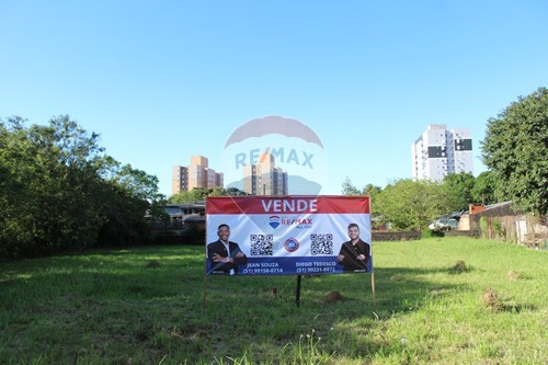 Venda-Terreno-Rua Maria Francisca Paim , 69  - Padaria Confraria e Mercado da Gringa  - Centro , Gravataí , Rio Grande do Sul , 94035-290-610161071-7