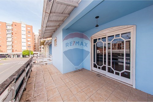 Venda-Casa-Rua Tristão Fagundes , 296  - EMEI GENTE MIÚDA  - Ferroviário , Montenegro , Rio Grande do Sul , 92511710-610091005-84