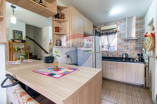 Venda-Sobrado-Rua Porvir , 150  - Mercado Rissul  - Santa Cruz , Gravataí , Rio Grande do Sul , 94170100-610161008-53