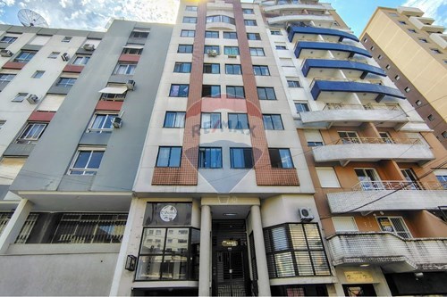 Venda-Apartamento-Rua Capitão Eleutério , 528  - Antigo Esso Moron  - Centro , Passo Fundo , Rio Grande do Sul , 99010-970-610271090-8