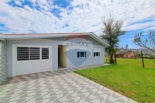 Venda-Casa-Rua Agostinho Câmara , 156  - Próximo ao Posto de Saúde  - Planaltina , Passo Fundo , Rio Grande do Sul , 99062-571-610271103-4