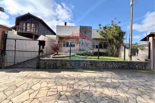 Venda-Casa-Rua Xingu , 573  - Igara , Canoas , Rio Grande do Sul , 92410720-610241027-23