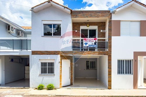Venda-Casa de Condomínio-Rua Bernardo Caplan , 201  - Parque Lívia , Erechim , Rio Grande do Sul , 99704554-612761012-21