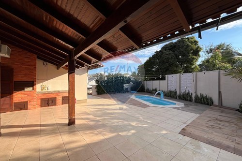 Venda-Casa-Costa e Silva , 72  - Centro , Vera Cruz , Rio Grande do Sul , 96880-000-612741003-4