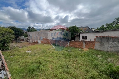 Venda-Terreno-Patronato , Santa Maria , Rio Grande do Sul , 97020230-610451002-4