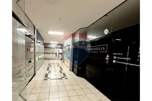 Venda-Cj. Comercial/ Sala-Avenida Julio Borella , 1639  - Próximo a Praça Elpidio Fialho  - Centro , Marau , Rio Grande do Sul , 99150000-612621057-21