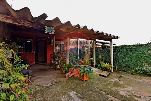 Venda-Casa-Rua Maria Odete de Oliveira Charão , 293  - Max center  - Jardim Algarve , Alvorada , Rio Grande do Sul , 94859060-612531055-8