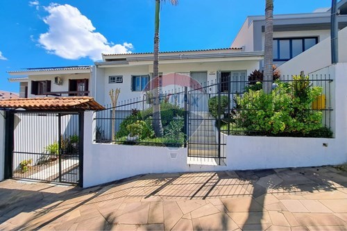 Venda-Casa-Avenida Major João Schell , 793  - Annes , Passo Fundo , Rio Grande do Sul , 99020020-610351076-20