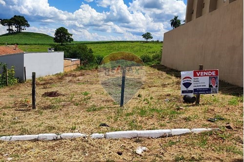 Venda-Terreno-Rua Alexandre Reveilleau  Santin , s/n  - Colina da Lagoa , Lagoa Vermelha , Rio Grande do Sul , 95300000-610111005-219