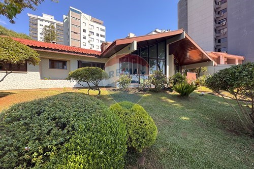 Venda-Casa-Rua Barão de Antônina , 41  - Vila Nicolau Vergueiro , Passo Fundo , Rio Grande do Sul , 99010600-610351024-77